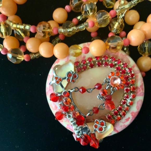 HANDMADE VINTAGE HYACINTH SWAROVSKI CRYSTAL/STONE PENDANT STATEMENT NECKLACE - Picture 10 of 12